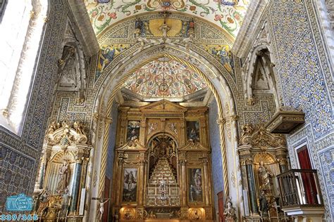 A Cúpula da Capela de São Miguel de Lillo: Um Cenáculo Celestial Pintando a História do Cristo!