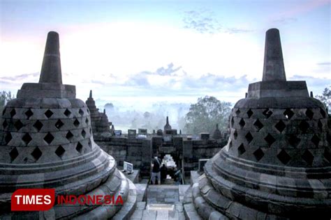 O Borobudur - Uma Jornada Em Pedra Através de Mundos Divinos e Terrenos!